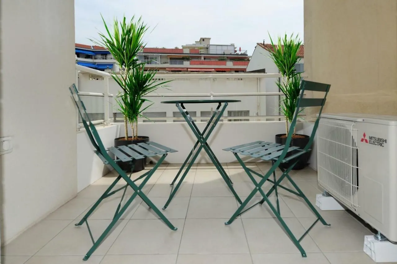 Mini Suite Othello - Five Stars Holiday House contacts