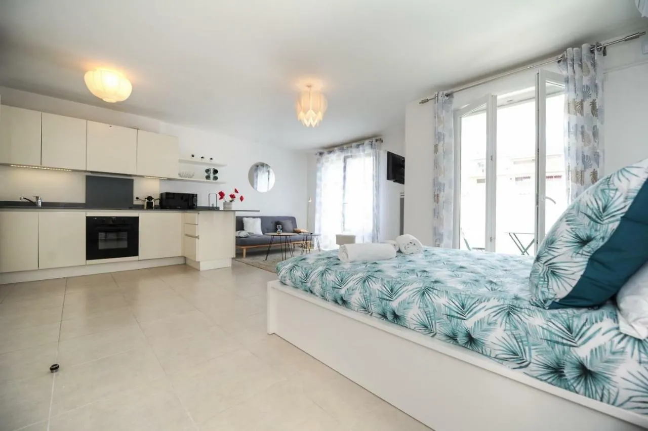 Mini Suite Othello - Five Stars Holiday House Nice 0*,  France
